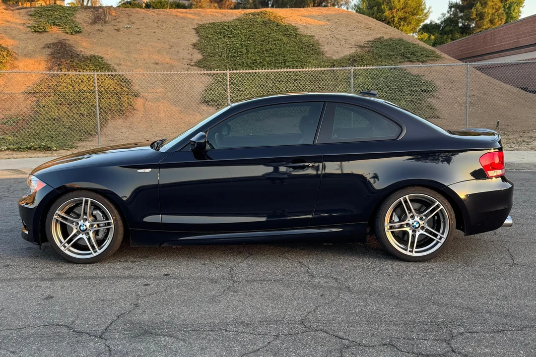 2013 BMW E82 135i & 135is - Image 8 of 31