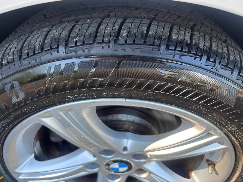 2013 BMW 3 Series - Image 13 of 17