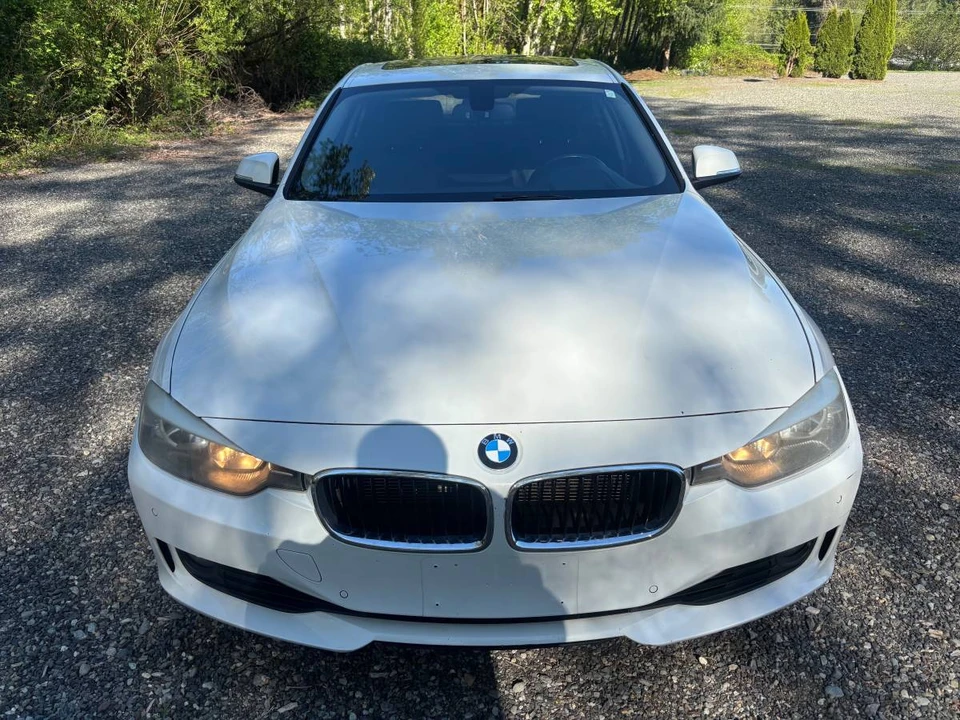 2013 BMW 3 Series - Image 3 of 17