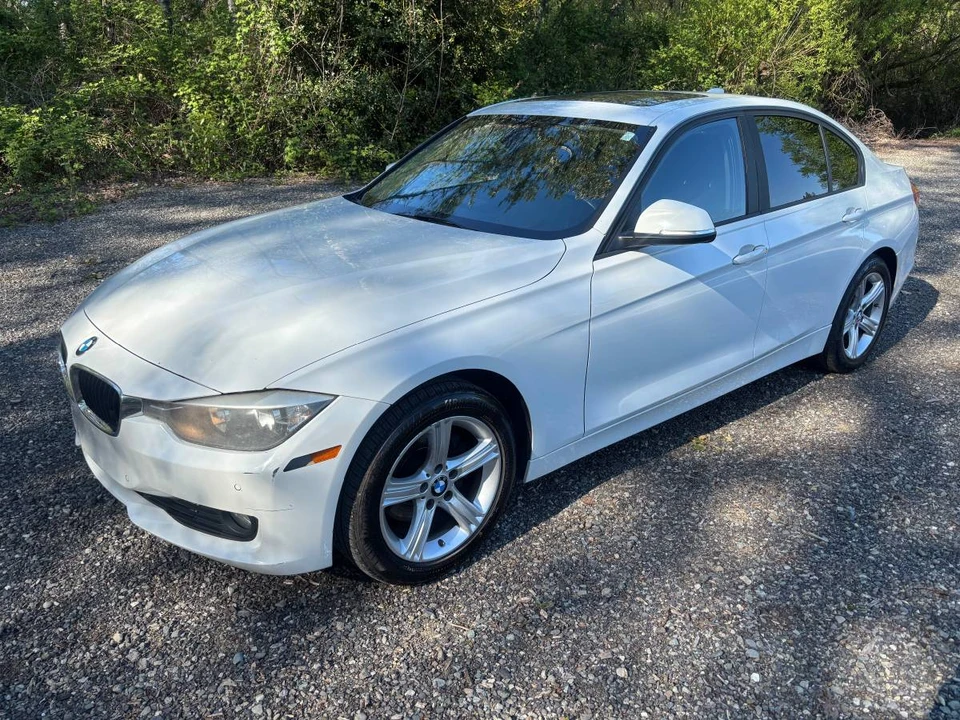 2013 BMW 3 Series - Image 5 of 17