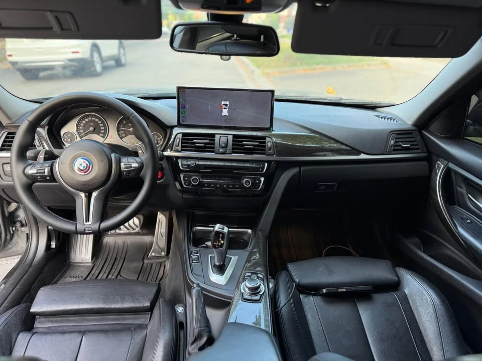 2013 BMW 3 Series - Image 9 of 10