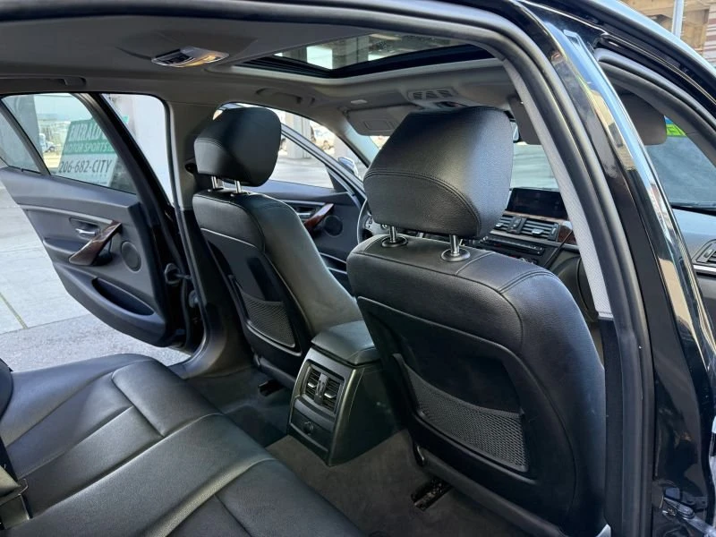 2013 BMW 3 Series - Image 18 of 20