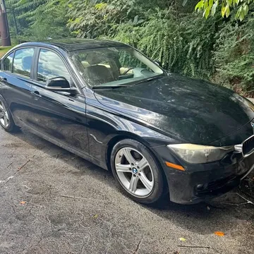 2013 BMW 3 Series 320i Sedan