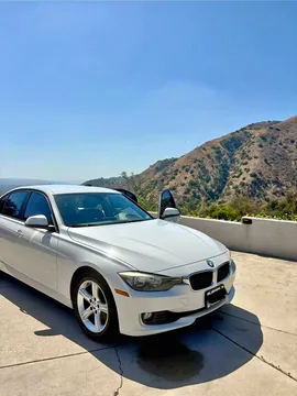 2013 BMW 3 Series 320i xDrive Sedan 4D