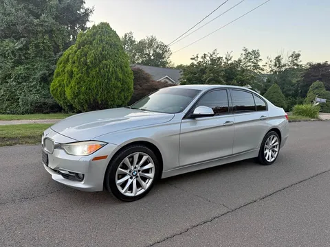 2013 BMW 3 Series 325xi Sedan 4D
