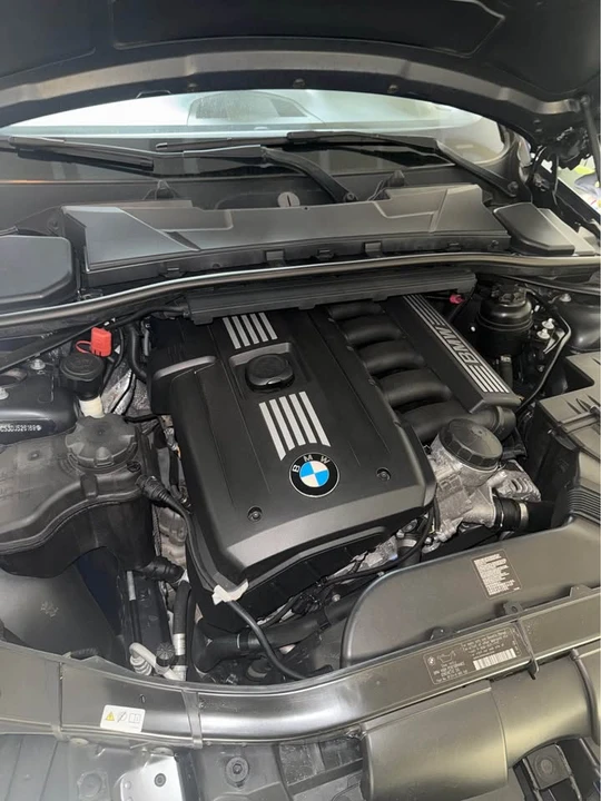 2013 BMW E93 3 Series Convertible - Image 8 of 17