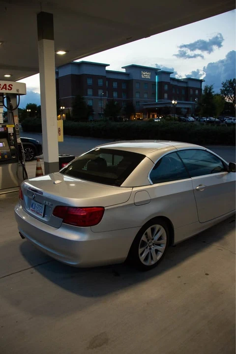 2013 BMW E93 3 Series Convertible - Image 3 of 12