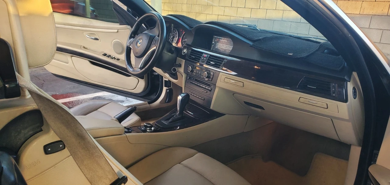 2013 BMW E93 3 Series Convertible - Image 6 of 13