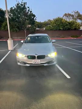 2013 BMW 3 Series 328i Sedan 4D