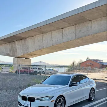 2013 BMW 3 Series 328i Sedan