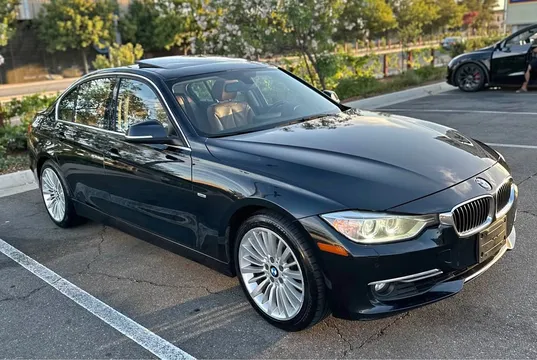 2013 BMW 3 Series 328i Sedan 4D