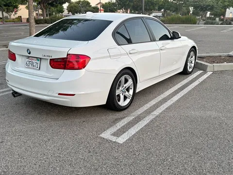 2013 BMW 3 Series 328i Sedan 4D