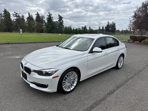 2013 BMW 3 Series 328i Sedan 4D