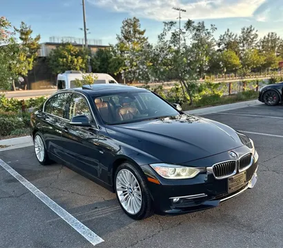 2013 BMW 3 Series 328i Sedan 4D