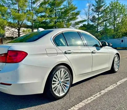 2013 BMW 3 Series 328i xDrive Sedan 4D