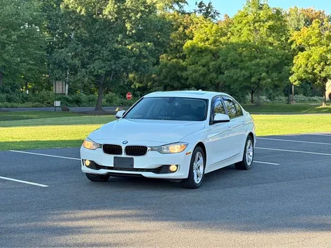 2013 BMW 3 Series 328i xDrive Sedan 4D