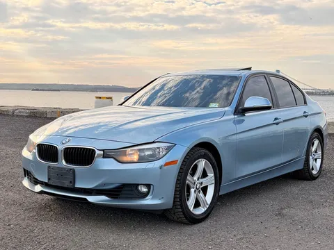 2013 BMW 3 Series 328i xDrive Sedan 4D