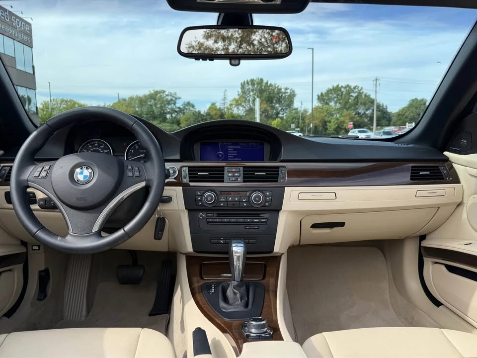 2013 BMW E93 335i Convertible - Image 12 of 20