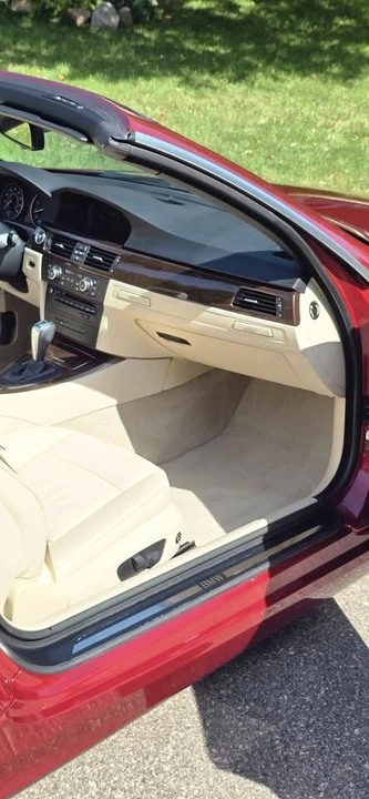 2013 BMW E93 335i Convertible - Image 17 of 19