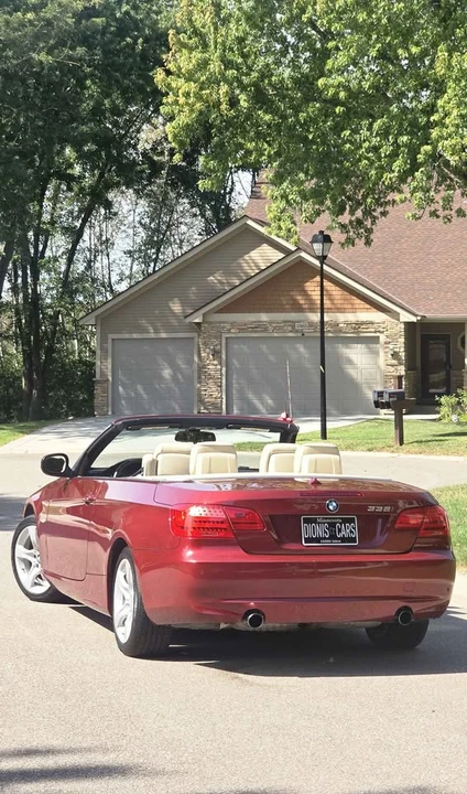 2013 BMW E93 335i Convertible - Image 5 of 19