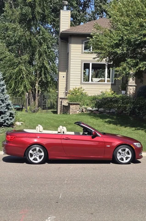 2013 BMW E93 335i Convertible - Image 3 of 19