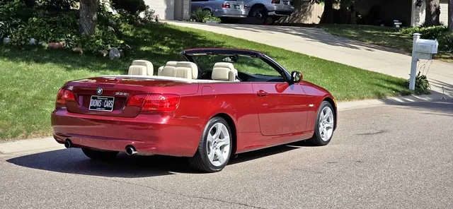 2013 BMW 335i Convertible 2D