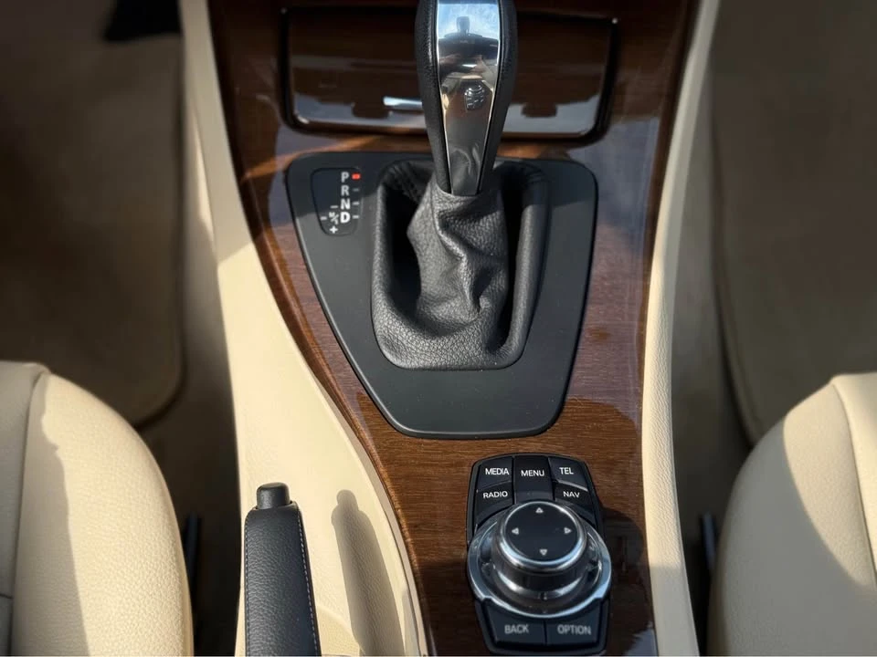 2013 BMW E93 335i Convertible - Image 18 of 20