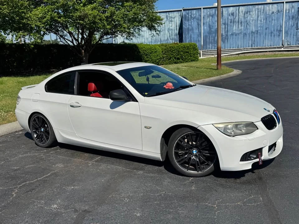 2013 BMW E92 335i Coupe - Image 2 of 10