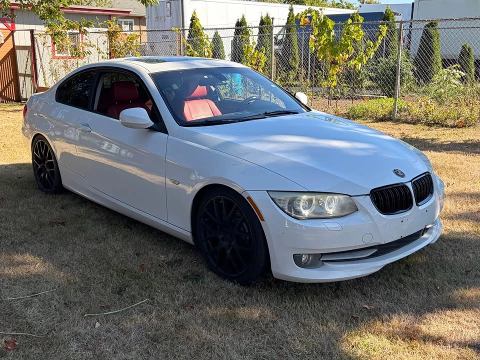 2013 BMW E92 335i Coupe - Image 2 of 7