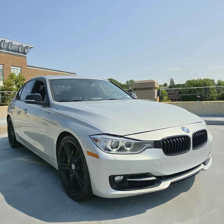 2013 BMW F30 335i & 340i Sedan - Image 11 of 20