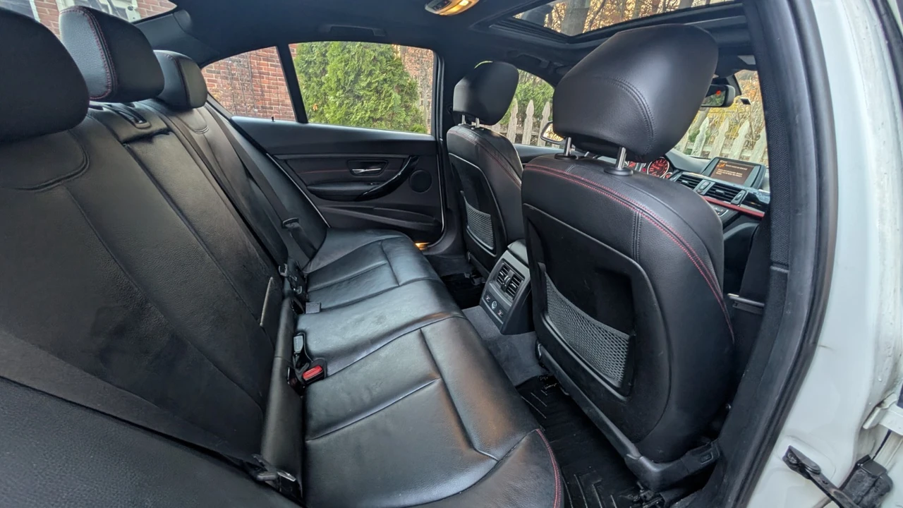 2013 BMW F30 3 Series Sedan - Image 7 of 15