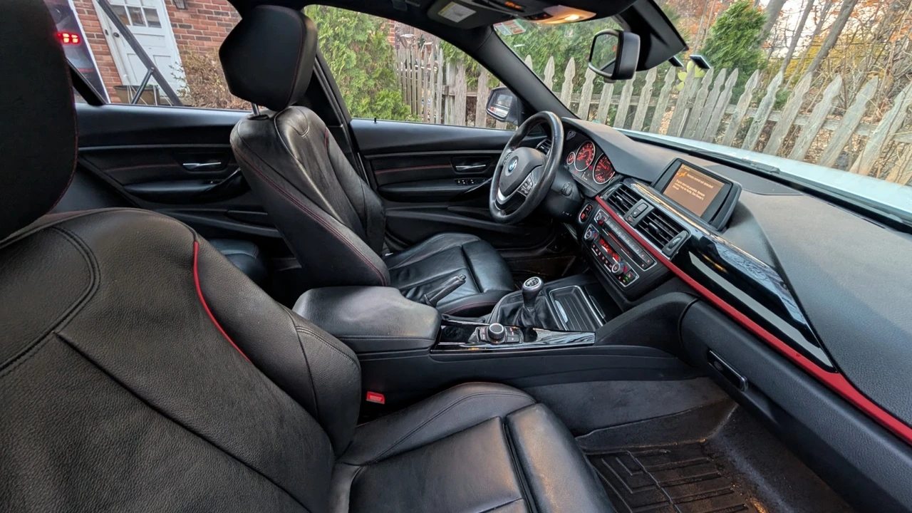 2013 BMW F30 3 Series Sedan - Image 12 of 15