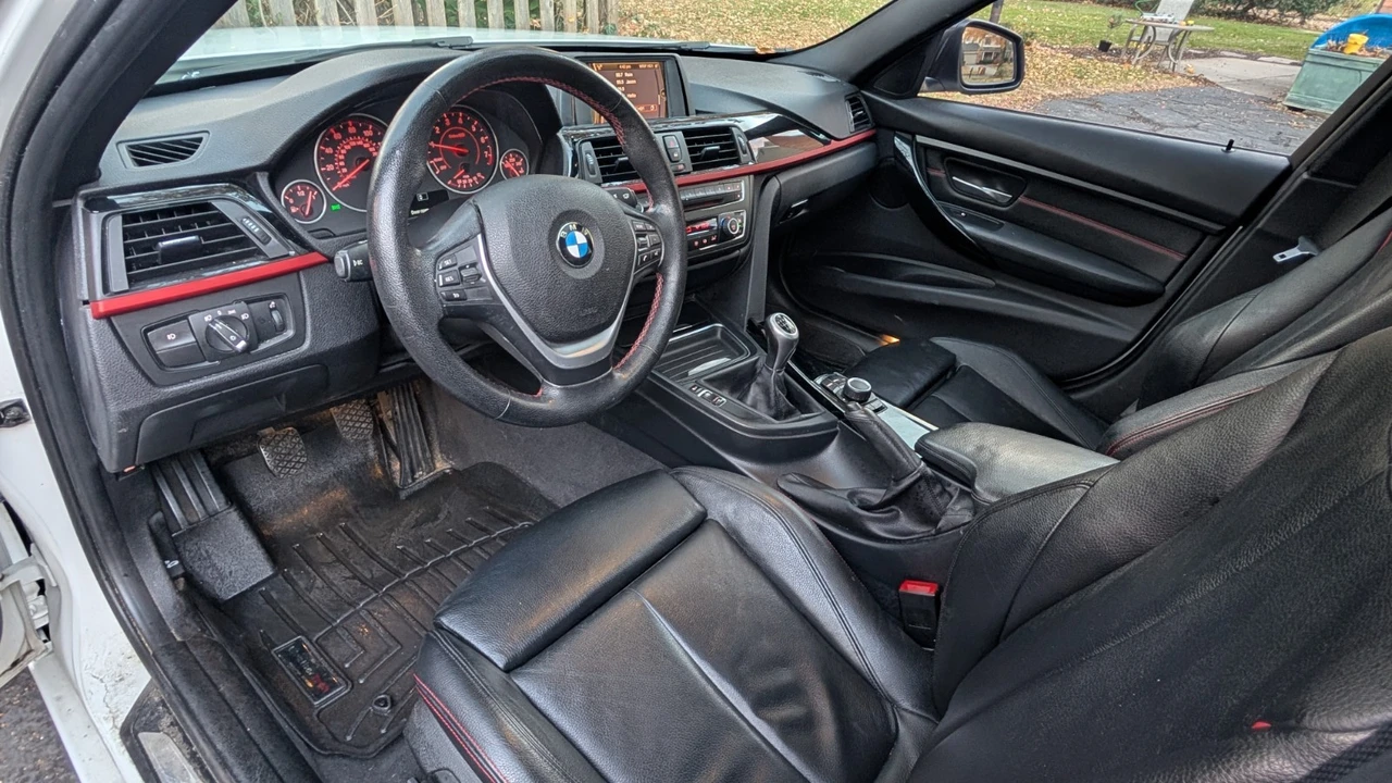 2013 BMW F30 3 Series Sedan - Image 9 of 15