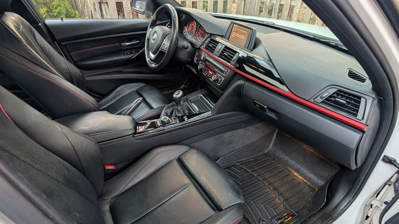 2013 BMW F30 3 Series Sedan - Image 11 of 15