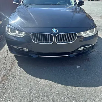 2013 BMW 3 Series 320i