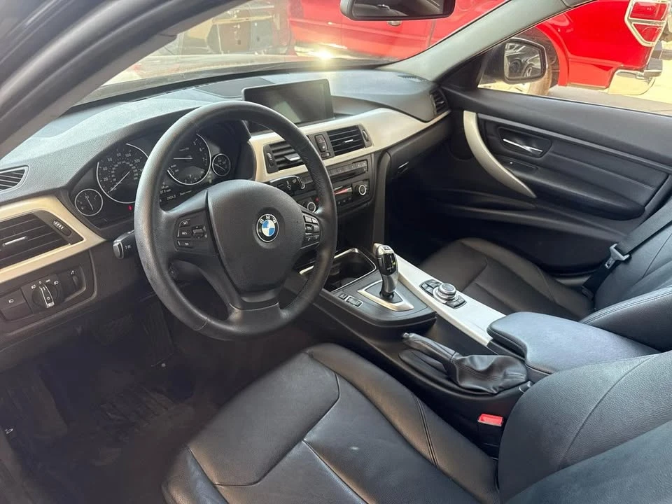 2013 BMW 3 Series - Image 11 of 20