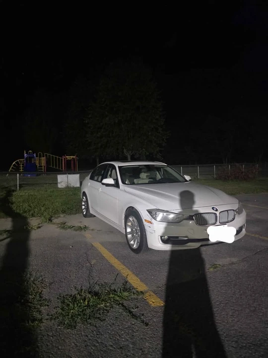 2013 BMW 3 Series - Image 2 of 3
