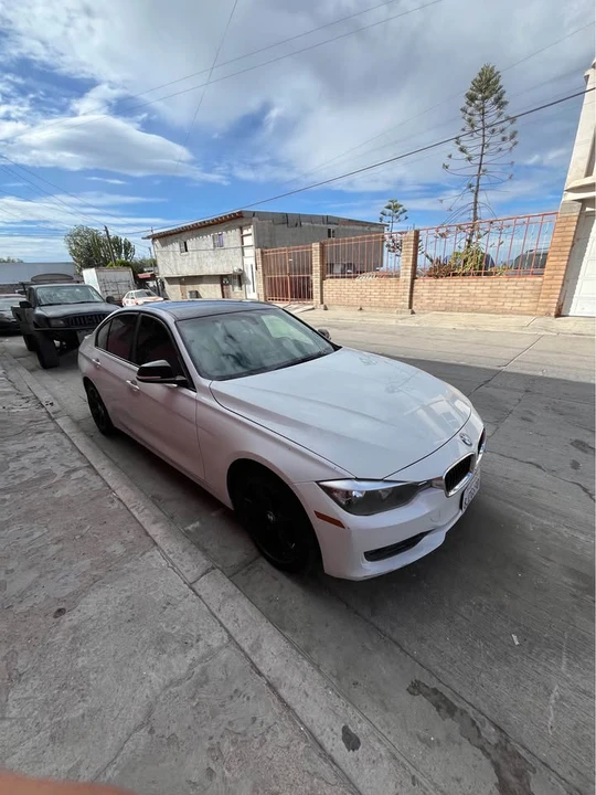 2013 BMW 3 Series - Image 4 of 6
