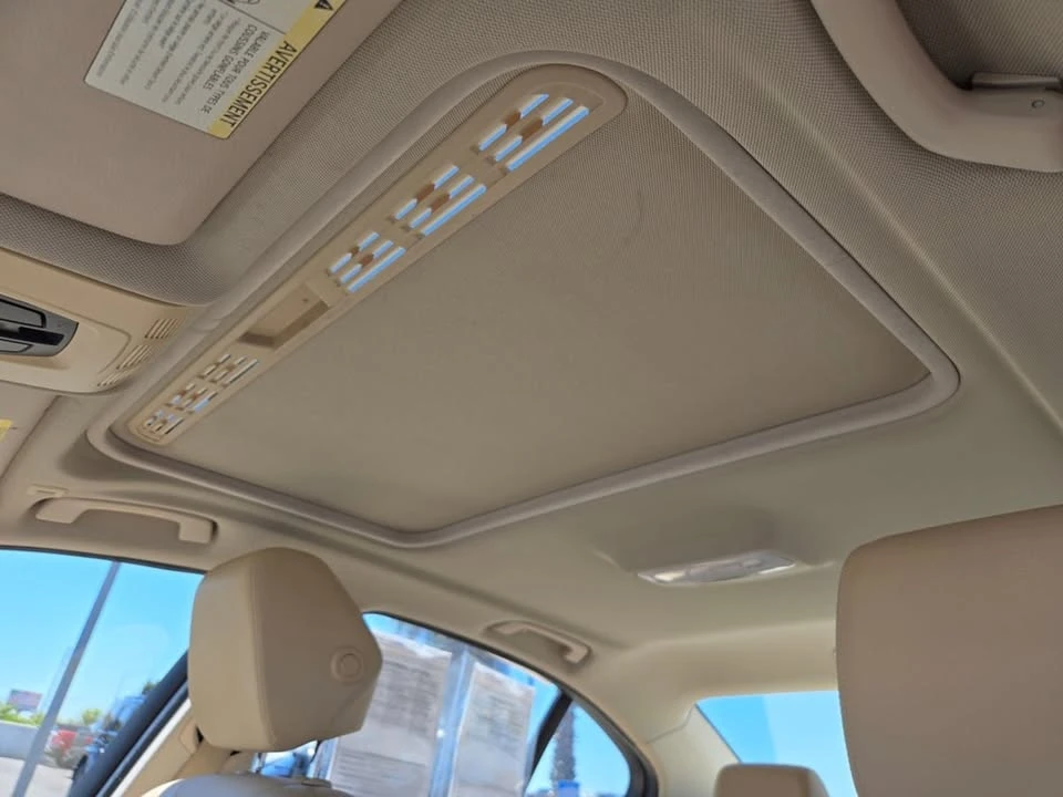 2013 BMW 3 Series - Image 11 of 15