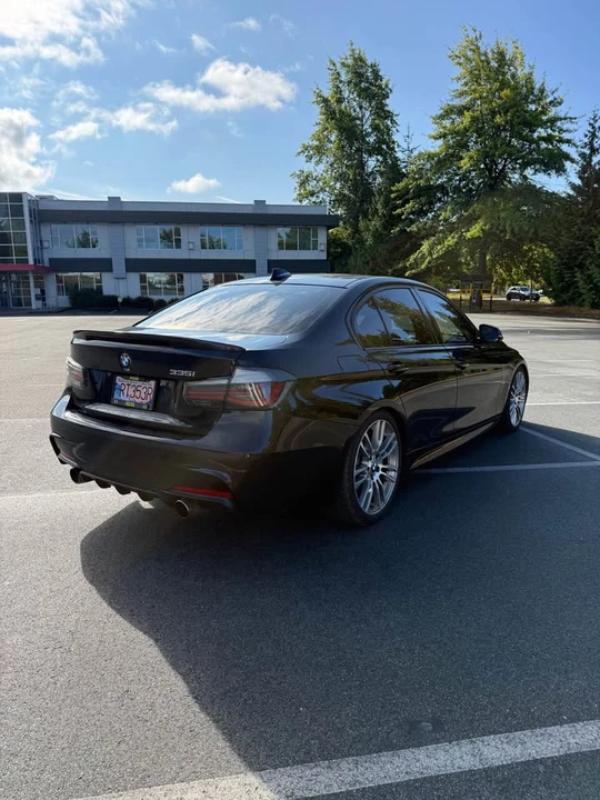 2013 BMW 3 Series - Image 4 of 13