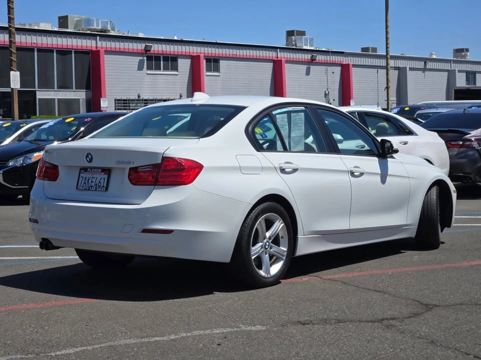 2013 BMW 3 Series - Image 4 of 15