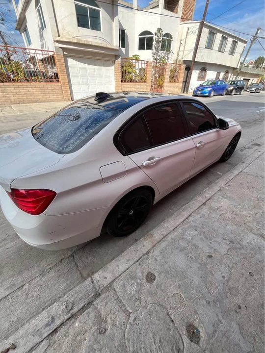 2013 BMW 3 Series - Image 3 of 6
