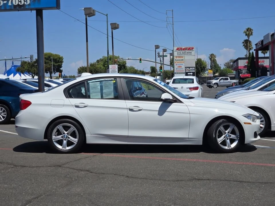 2013 BMW 3 Series - Image 3 of 15