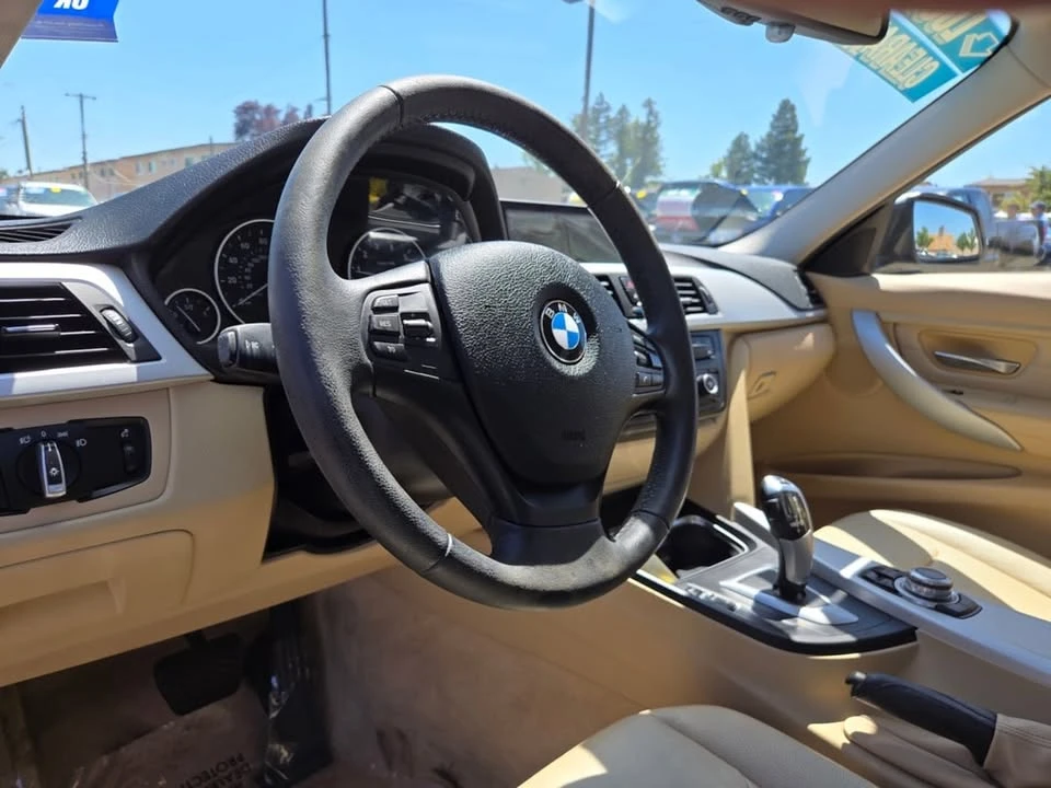 2013 BMW 3 Series - Image 10 of 15