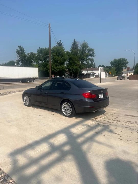 2013 BMW 3 Series - Image 3 of 8