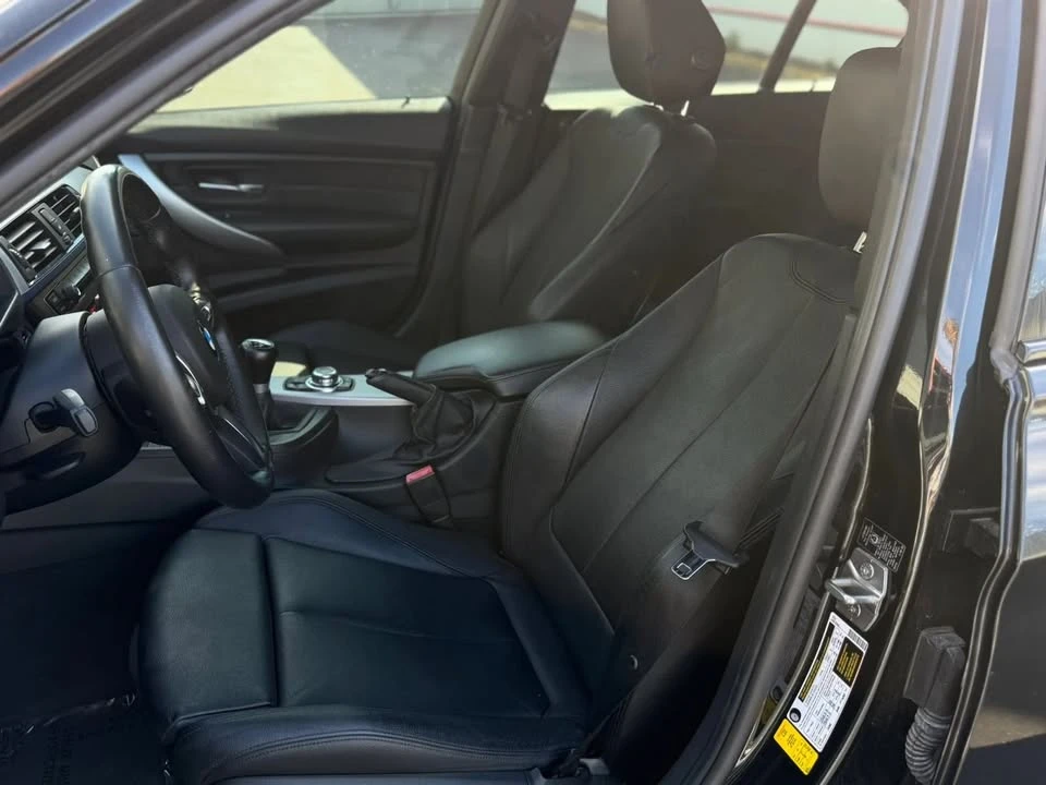2013 BMW 3 Series - Image 17 of 20