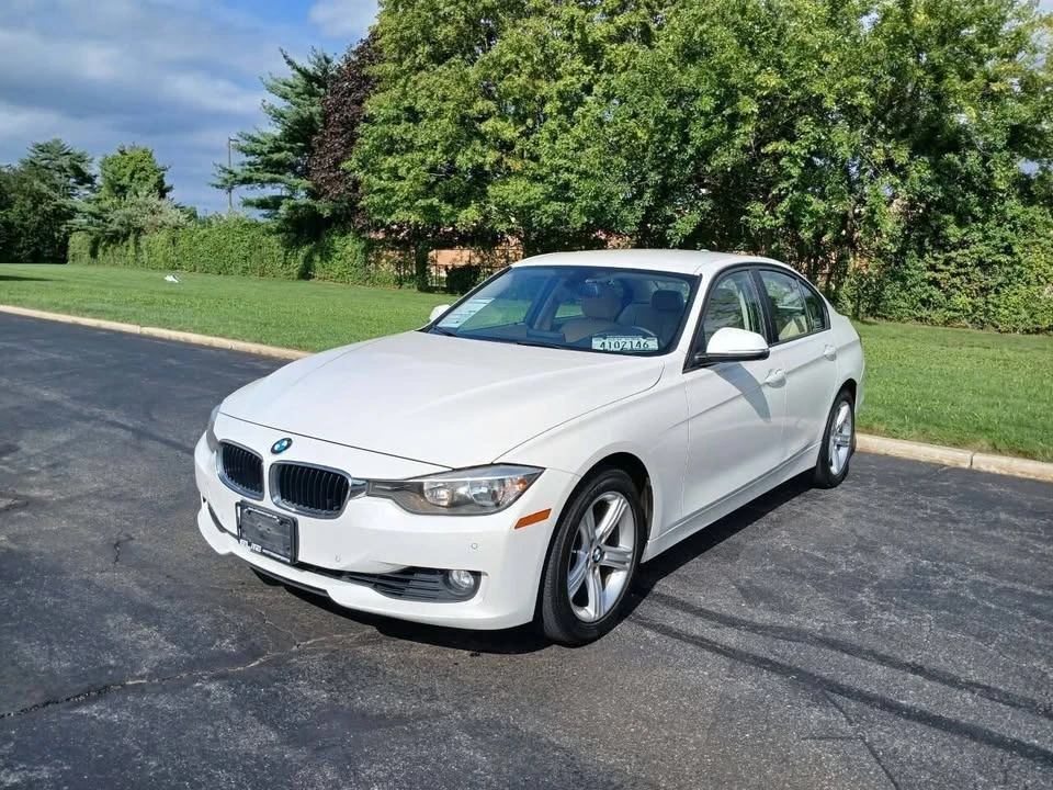 2013 BMW 3 Series - Image 17 of 20