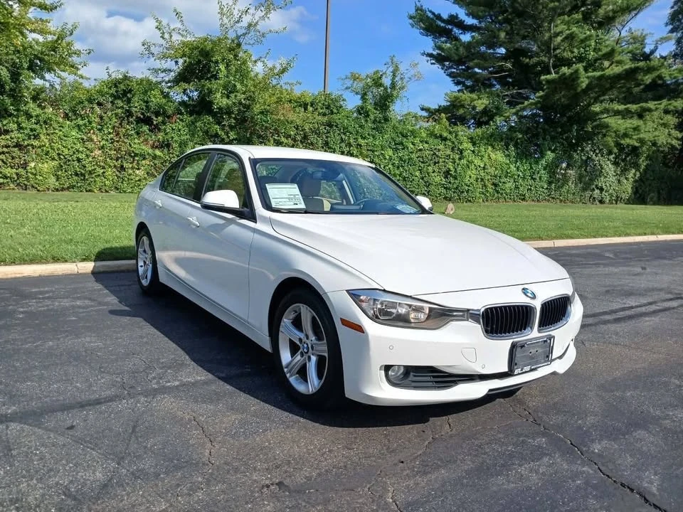2013 BMW 3 Series - Image 13 of 20