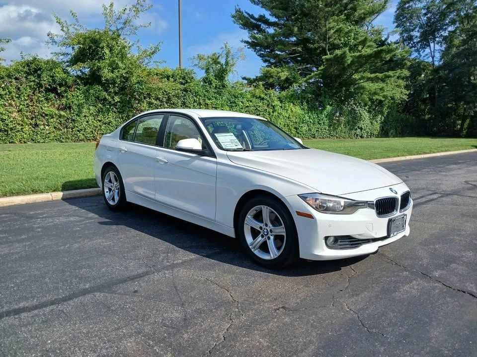 2013 BMW 3 Series - Image 5 of 20