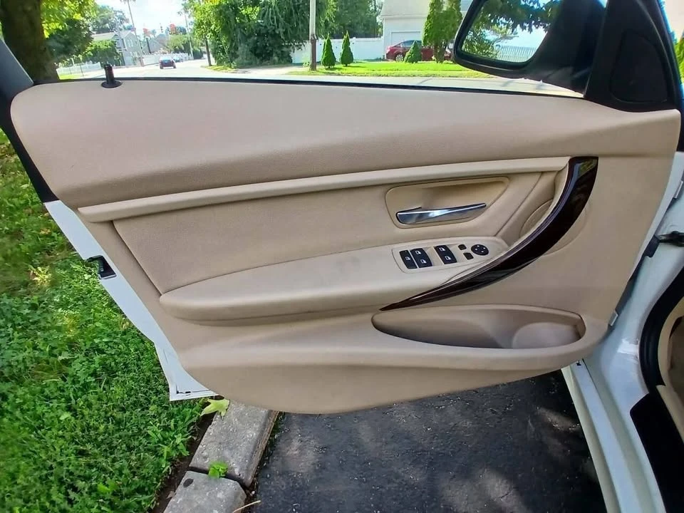 2013 BMW 3 Series - Image 20 of 20